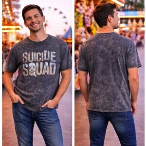 Suicide Squad Logo Black Bleach Wash T Shirt Men’s Medium 38-40 NWOT